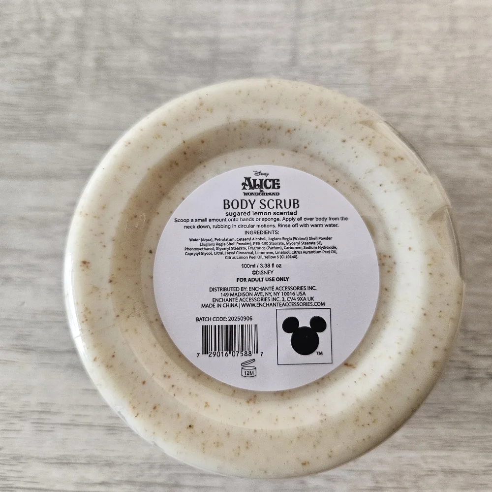 Disney Alice In Wonderland Set Of 3 Body Scrubs Vanilla Lemon Coconut Rose Scent - Picture 6 of 7